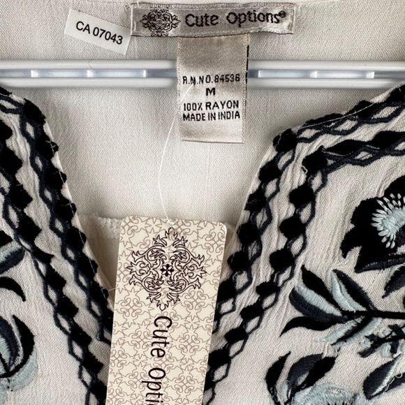 Cute Options Embroidered white Boho Top Brand New SZM swim coverups - Picture 9 of 9